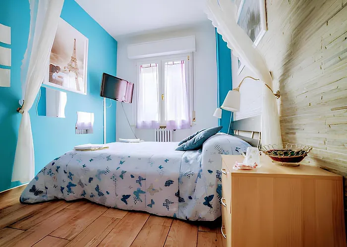 Europe Station Rooms Parma